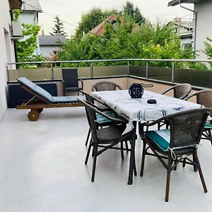https://apartment-armic.hotels-in-ljubljana.com